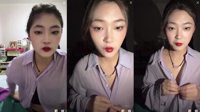 【极品稀缺魔手外购】最新《疯狂抖音》外篇之《抖音擦边5》颜值美女主播各显申通 闪现走光 PK惩罚 扣逼漏奶 (1)